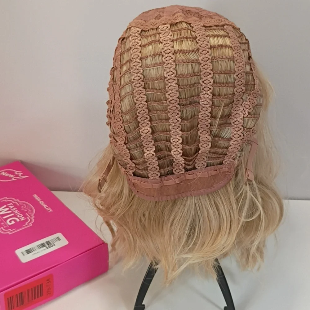 Short Wavy Blonde Bob‎ Wig with Bangs — 12” Shoulder Length
